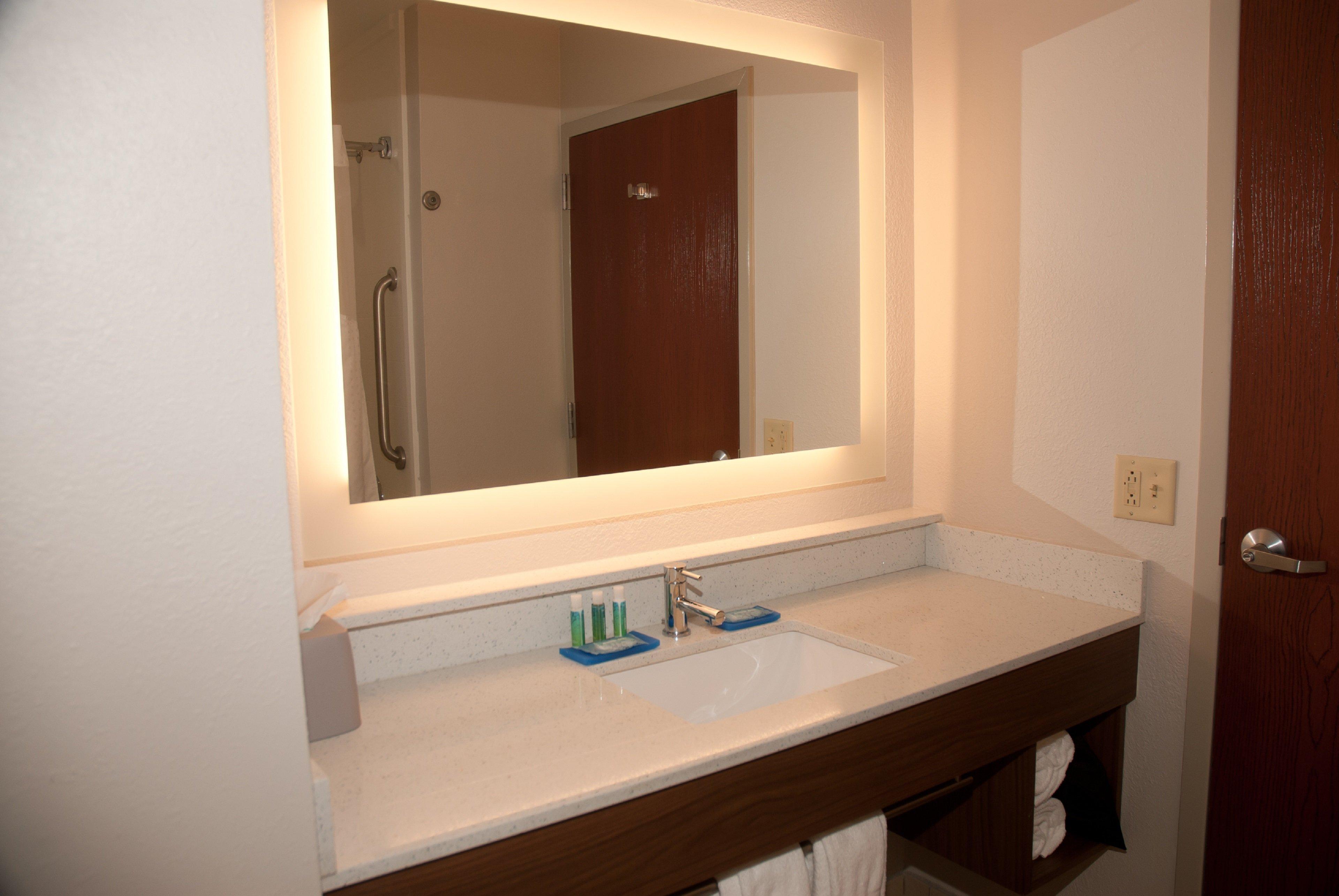 Holiday Inn Express Hotel & Suites Athens By Ihg Esterno foto